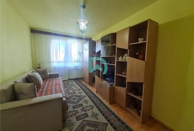 Garsonieră decomandată în Astra - 3