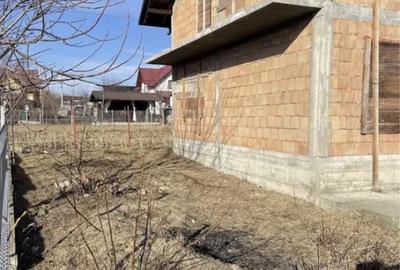 Casa / Vila Zona Tisauti - 2