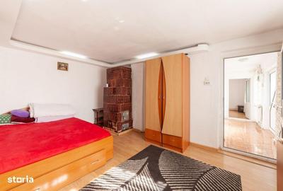 Casă cu 5 camere cu Teren 3055 Mp în Central - 18