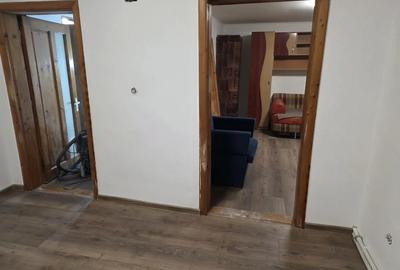 Pia?a Noua, apartamen in vila 3 camere, centrala pe gaz, curte individuala - 2