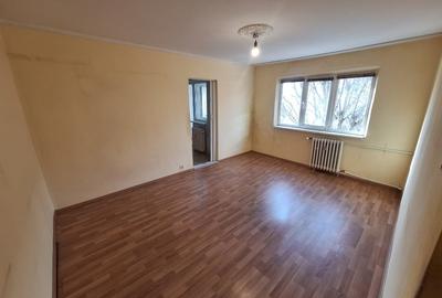 Apartament cu 3 camere semidecomandat în Tomis Nord - 1