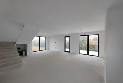 Casă cu 5 camere cu Canalizare în Corbeanca - 6