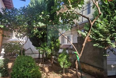 Vanzare Vila S+P+1+M - Viilor Parcul Carol - 1