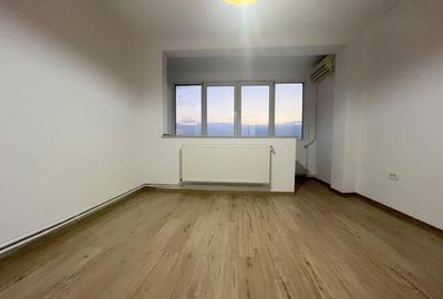 Apartament cu 3 camere, decomandate- vedere panoramica - 1