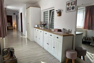 Casă cu 3 camere în Central - 6