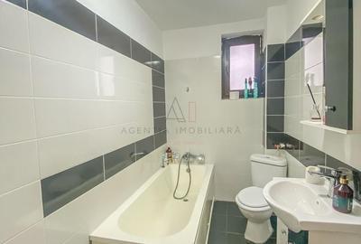 Casă cu 4 camere cu Canalizare în Central - 13