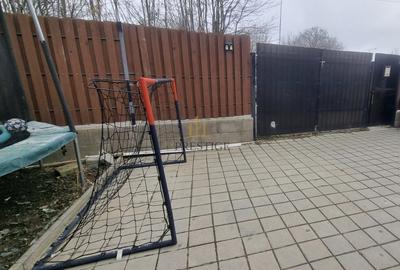 Casă individuală cu 5 camere cu Canalizare în Central - 16