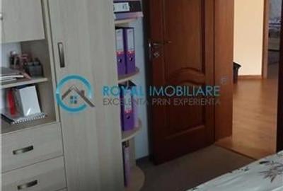Royal Imobiliare - Vanzare Vila zona Strejnicu - 13