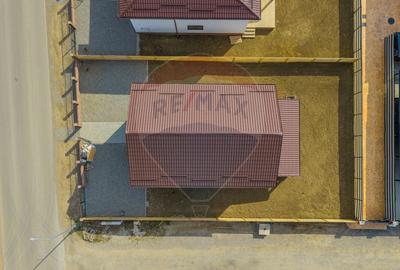 Casă cu 4 camere cu Teren 397 Mp în Tărlungeni - 38