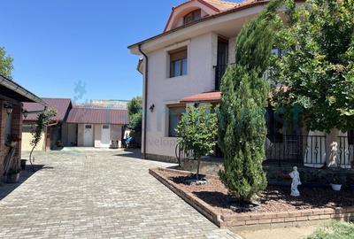 Casă individuală cu 8 camere cu Canalizare în Episcopia Bihorului - 4