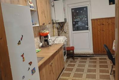 Apartament cu 3 camere decomandat în Central - 2