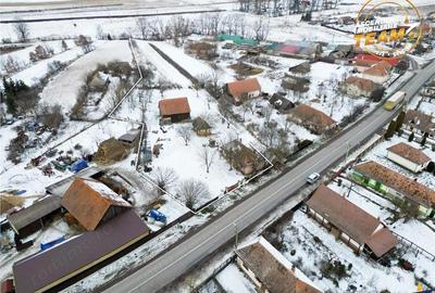 Casă cu Teren 4831 Mp în Țufalău - 9