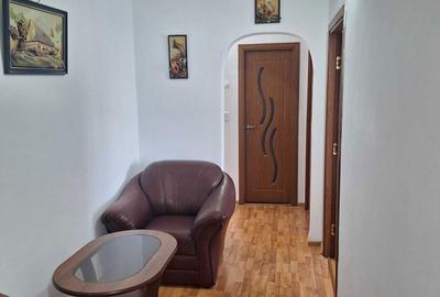 Apartament cu 3 camere decomandat în Alexandru cel Bun - 7