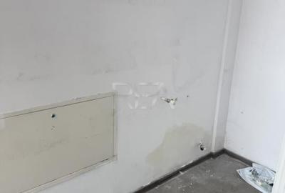 Spațiu comercial, de 150 mp, în P-ța Leul - 4