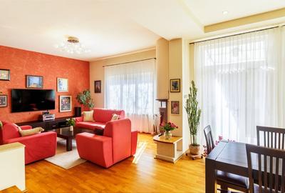 Casă individuală cu 5 camere cu Canalizare în Europa - 2