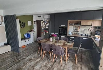 Apartament cu 4 camere decomandat în Centrul Vechi - 3