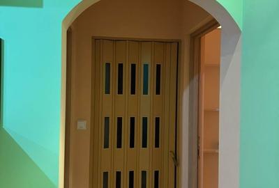 Apartament cu 3 camere decomandat în Central - 2