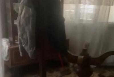 2 case 8 camere 1700m2 - 2