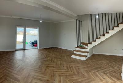 Duplex cu 4 camere cu Canalizare în Moșnița Nouă - 8