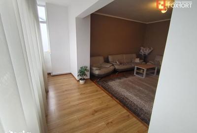 Apartament cu 4 camere decomandat în Fratelia - 15