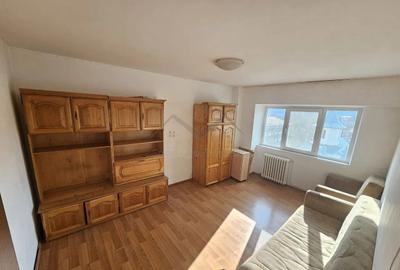Apartament cu 3 camere decomandat în Nicolina - 5