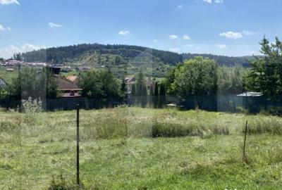 Teren de 611 mp, în Central - 3