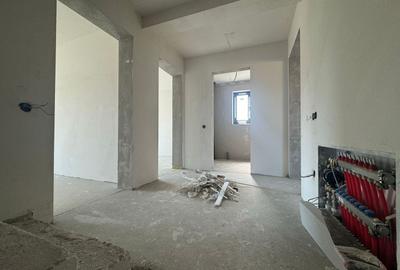 Duplex cu 6 camere cu Canalizare în Florești - 20