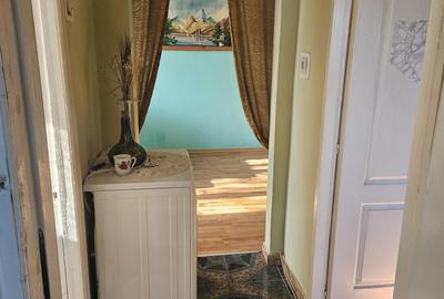 Apartament cu 3 camere semidecomandat în Central - 5