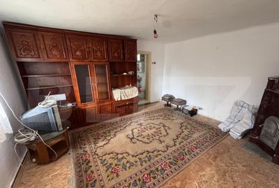 Casă cu 4 camere cu Teren 1108 Mp în Central