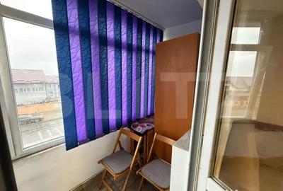 Apartament cu 2 camere semidecomandat, mobilat în Micro 11 - 12