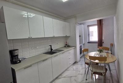 Apartament cu 2 camere decomandat în Central - 3