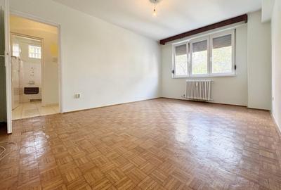 Apartament 3 camere semidecomandat, 62 mp utili, etaj 1/8 -Langa Opera