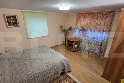 Casă cu 4 camere cu Teren 250 Mp în Cetate