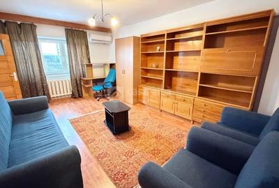 Apartament cu 1 camere decomandat, mobilat în Central