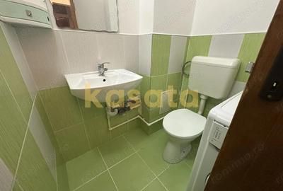 Apartament cu 3 camere decomandat în Apusului - 4