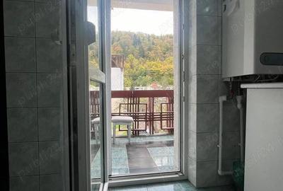 Apartament cu 3 camere decomandat în Central - 3