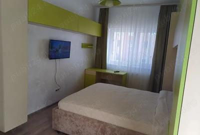 Inchiriez apartament in Tractorul - 9