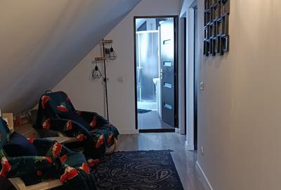 Apartament cu 3 camere semidecomandat, mobilat în Florești - 12