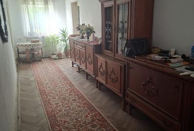 Casă individuală cu 5 camere cu Teren 1400 Mp în Central - 9