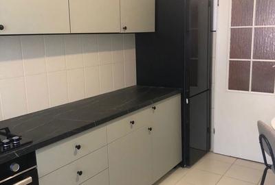 Apartament cu 3 camere decomandat în Central - 2