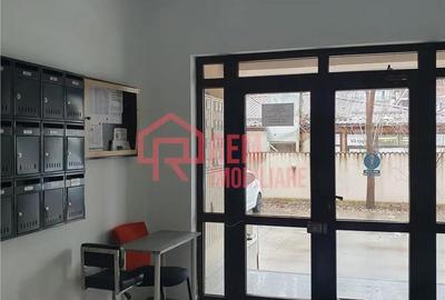 Apartament cu 2 camere decomandat în Fundeni