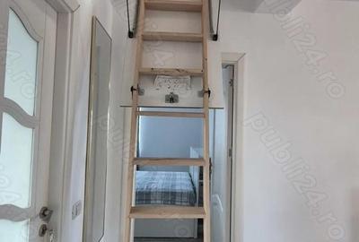 Casă cu 4 camere cu Canalizare în Central - 2