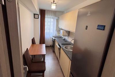 Apartament cu 2 camere decomandat în Baza 3 - 3