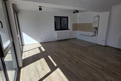 Garsonieră în Platoul Izvor - 2