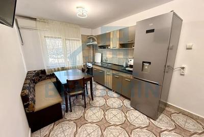 Apartament cu 2 camere decomandat în Rovine - 4