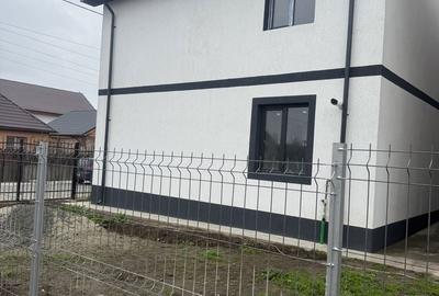 Casă cu 3 camere în Lumina - 4