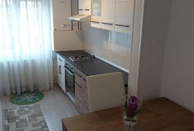 Garsonieră decomandată în Sărari - 3