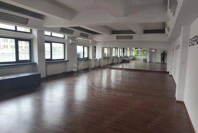 SPATIU BIROURI//DIVERSE ACTIVITATI//ULTRACENTRAL - 2