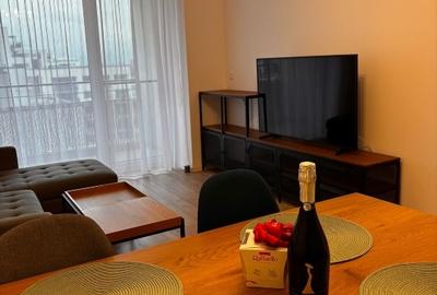 Apartament cu 3 camere decomandat, mobilat în Tractorul - 1