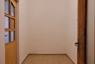 Dimitrie Cantemir, metrou Tineretului la 350 m, casa 2 camere + curte - 6